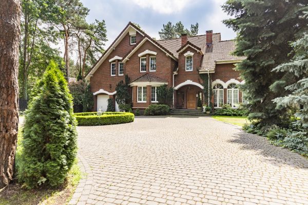 Cost of Driveway Pavers Installation in Danbury