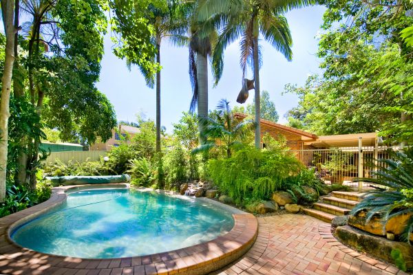 Cost of Pool Patio Paving in Danbury